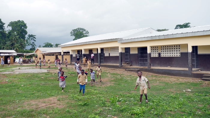 <2020年にコートジボワールで還元されたチョコレート・ボーナスの施設>小学校