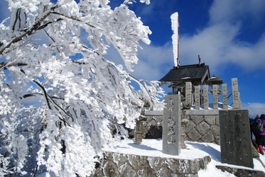 【奈良交通】「三峰山」・「高見山」行き霧氷バス運行 ―高見山行き霧氷バスを、2026年は平日も運行します―