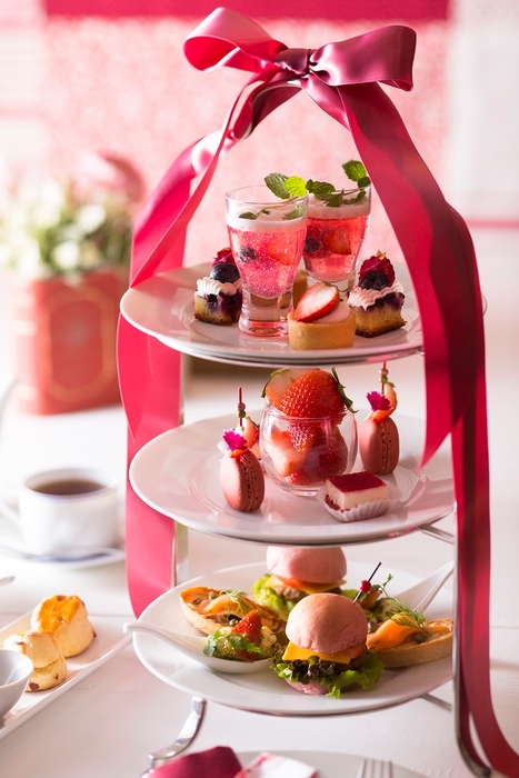 ベルクール アフタヌーンティーセット~Celebration~ ※写真は2名さま分