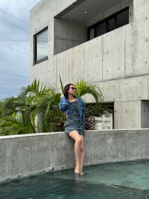 LECEB SESOKO VILLA Seaside deluxe suite プールにて