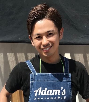 3代目Adam's awesomePIE統括マネージャー根津祐太郎