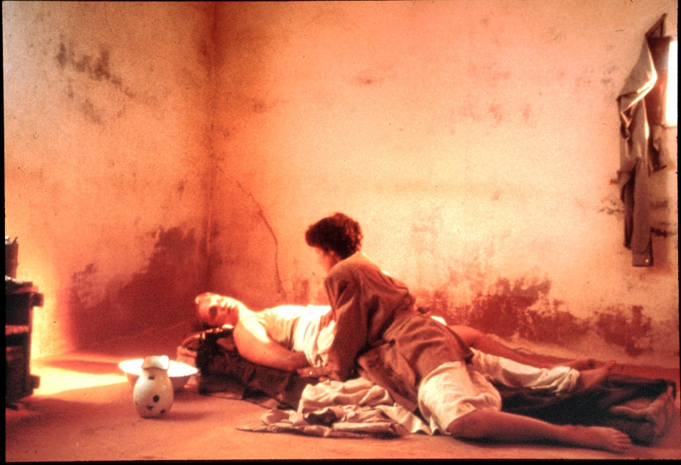 (c)The Sahara Company Limited & Tao Films SRL.1990