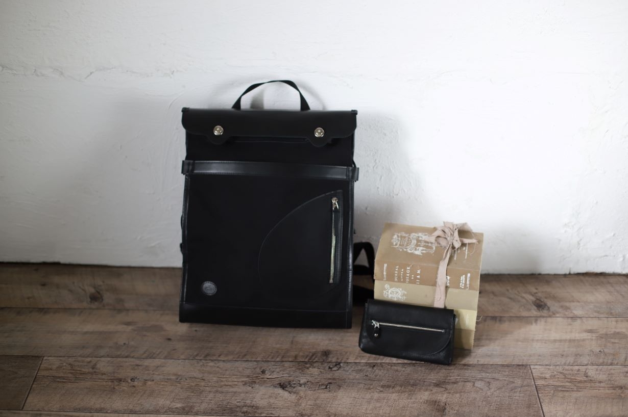 カラー ブラック