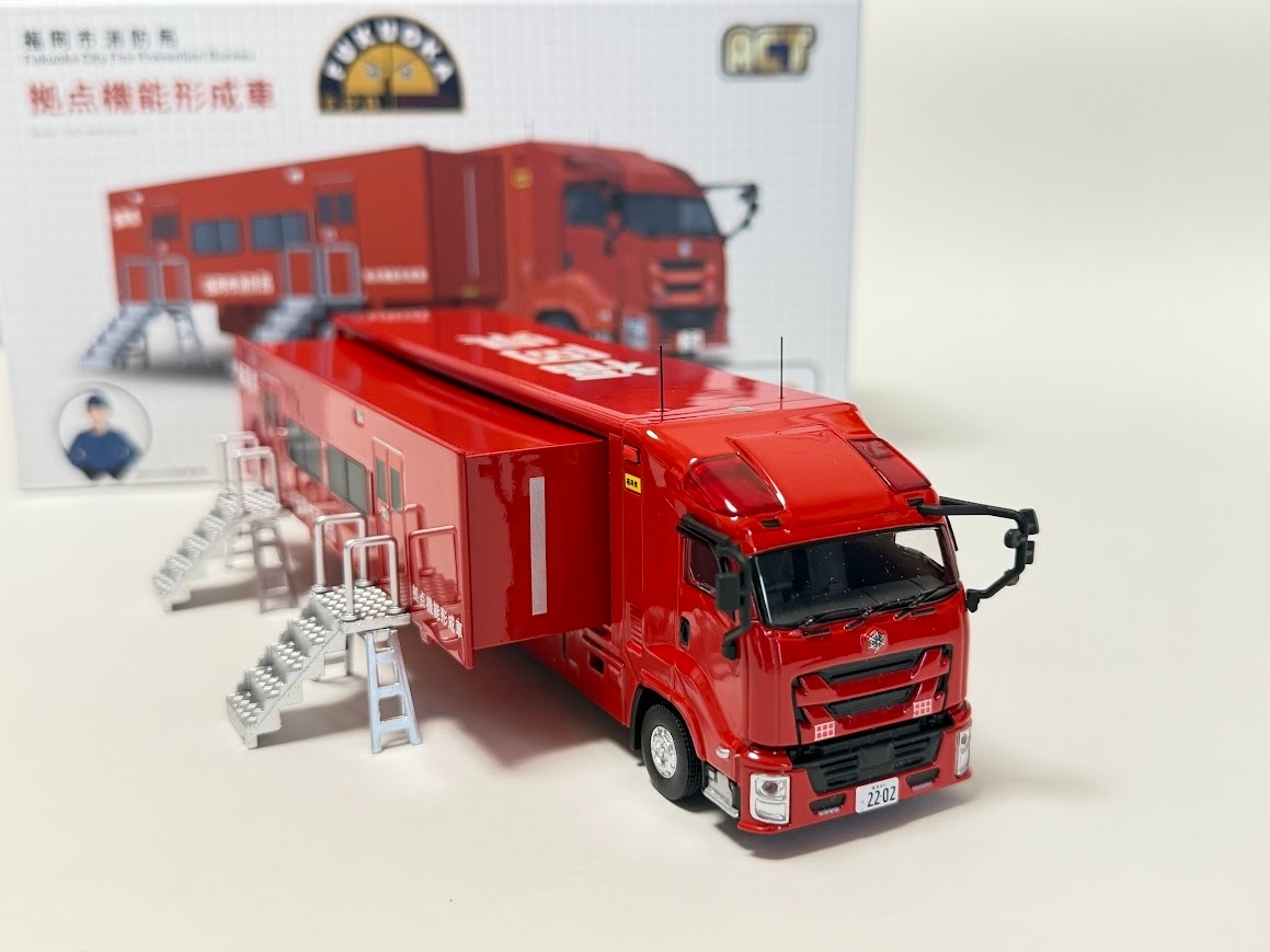 フロントマスクもリアルに再現