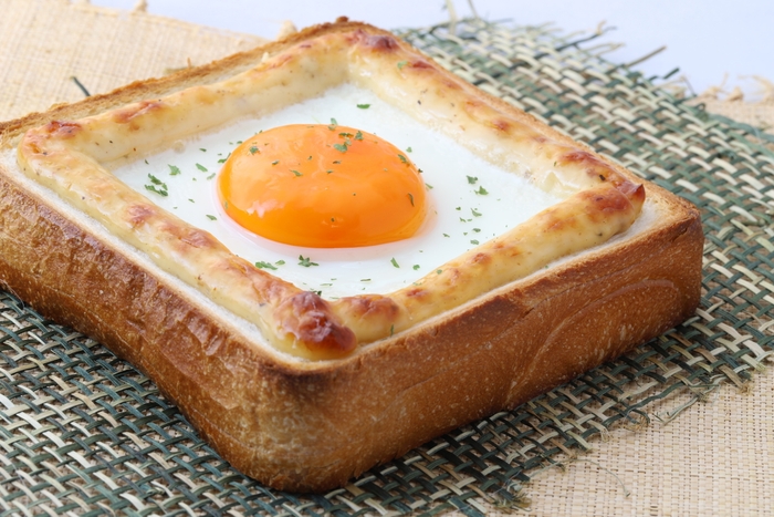 トーストなどに(ピリッと旨辛ベーコンマヨ)