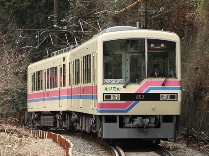 ロングシート車(800系)外観
