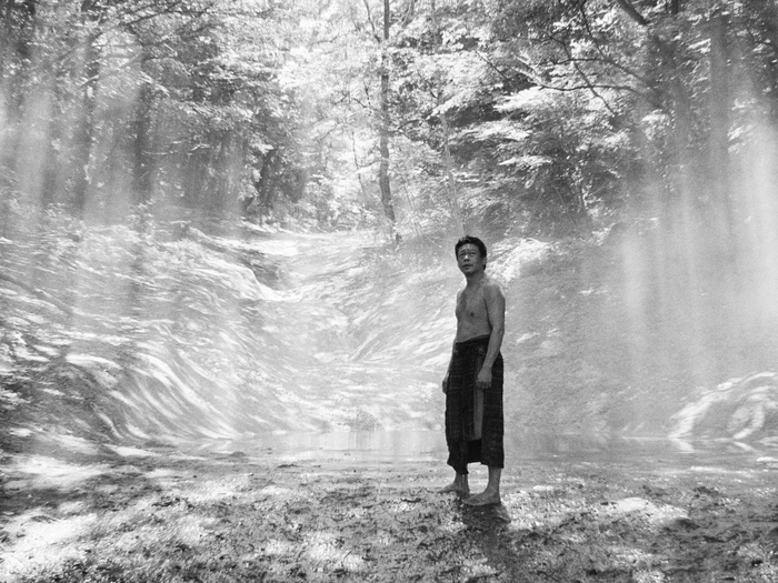 黒の牛 (c)NIKO NIKO FILM / MOOLIN FILMS / CINEMA INUTILE / CINERIC CREATIVE / FOURIER FILMS