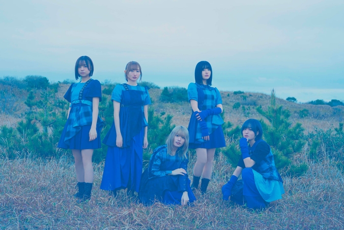 CYNHN 左から 広瀬みのり    百瀬怜    綾瀬志希    月雲ねる   青柳透