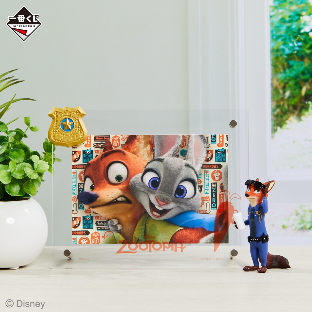 B賞:フィギュア付きカードスタンド(カード表)