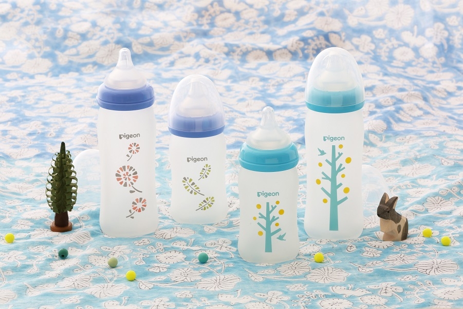 シリコーンでコーティングされた新質感のガラス製哺乳びんが新登場！新