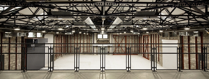 寺田倉庫 イベントスペース　E HALL