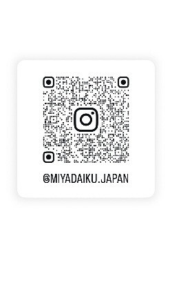 Instagram 二次元コード