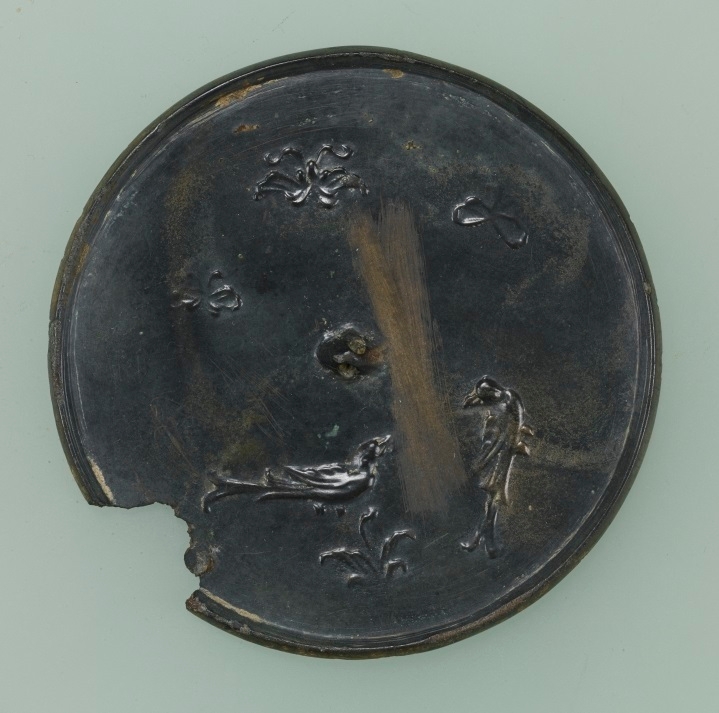 蝶鳥鏡 平安時代・12世紀 茨城県土浦市東城寺経塚出土 東京国立博物館蔵