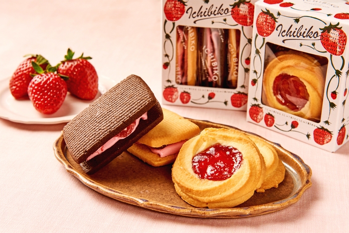 ICHIBIKO FRIENDLY (左)いちごのバターサンド (右)いちごジャムクッキー