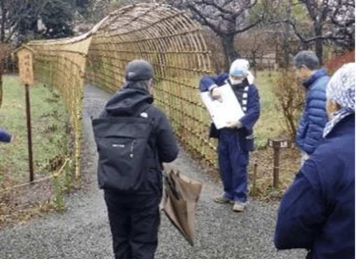 庭さんぽ(昨年度の様子)