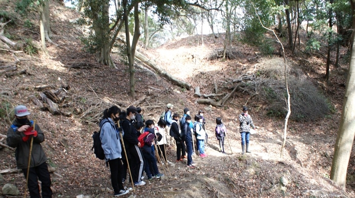 令和2年(2020年)に開催した山手銀山城「わくわくさんぽ」の様子