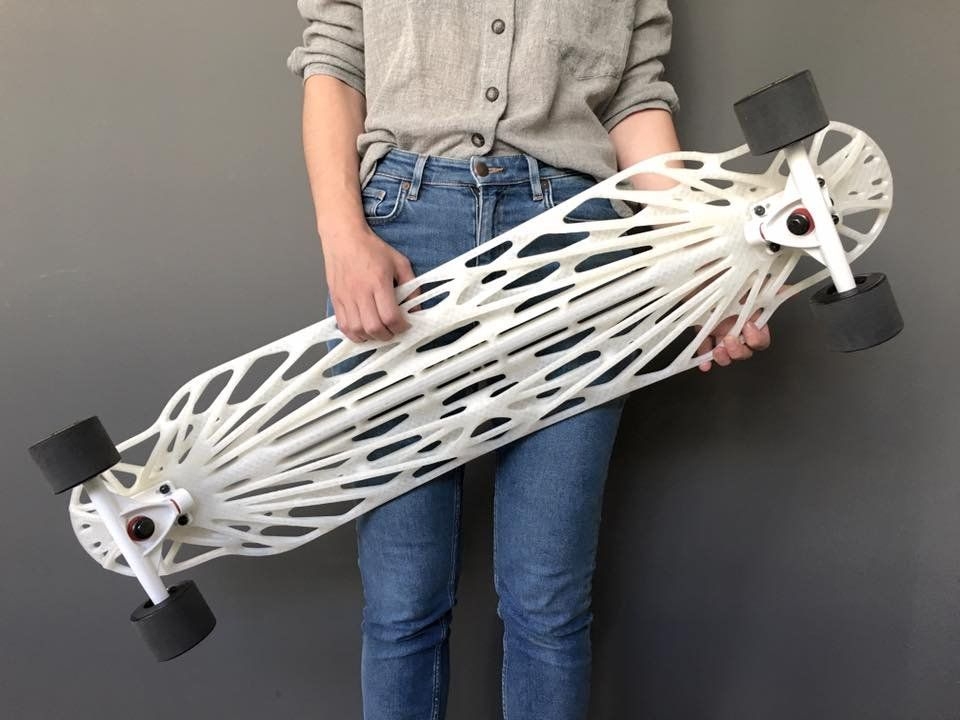 造形物:ロングボード