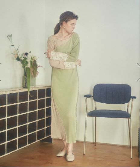 THE PLEATS MELLOW DRESS ¥ 17,380 TAX IN