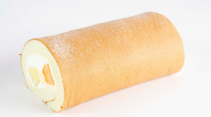 近大ICTメロンを使用した「季節の堂島ロール~2種のメロン」