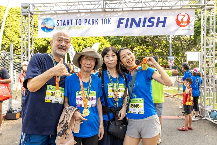 10Kラン&ウォークに親子3世代で参加するランナー