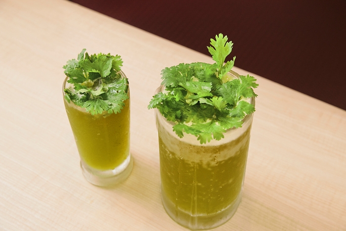 パクチーアイアンビール 上から