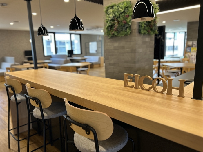 大阪本社 MIX TERRACE