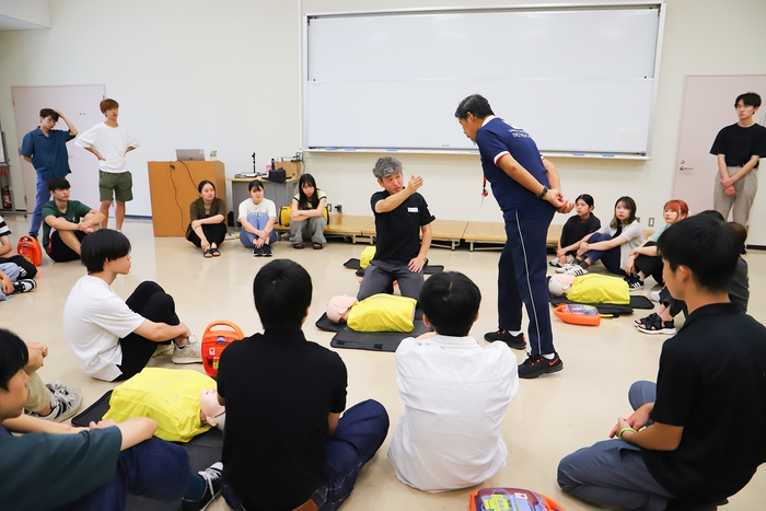 9月2日に実施した「防災・復興学入門B」実技講習の様子