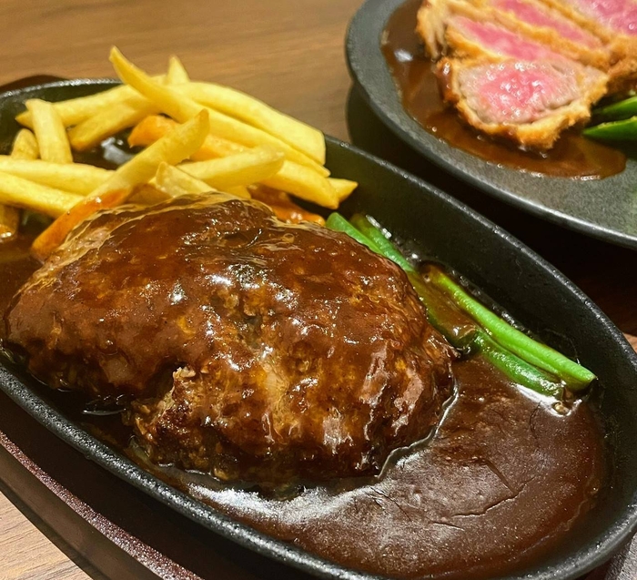 黒毛和牛100%ハンバーグステーキ
