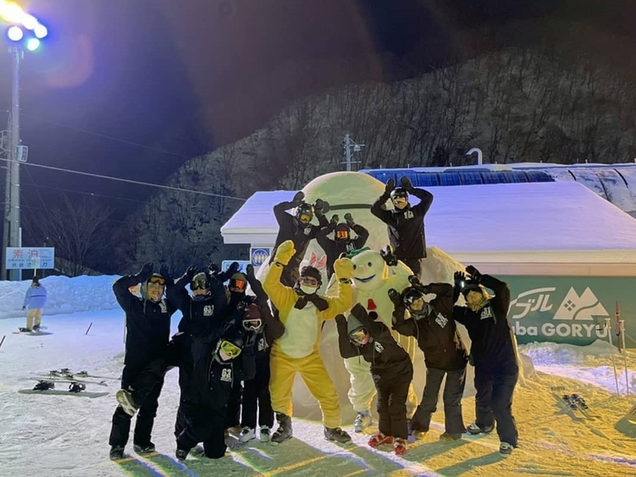 ナイターゲレンデは「とおみゲレンデ」五竜最速リフト、スカイ4リフトで滑走距離最長で1,239m。