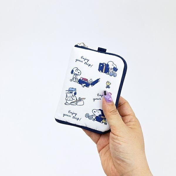 スヌーピートラベルポーチ
