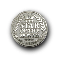 PINS FACTORY（ピンズファクトリー）　ピンズ実例紹介株式会社ナルミヤ・インターナショナル　様　「社内表彰用ピンバッチ」　★女性社員を意識したデザインが好評！