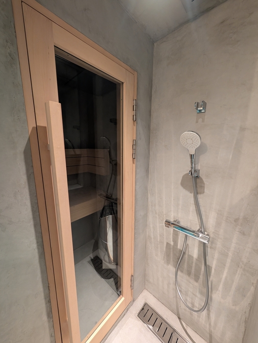 シャワー・サウナ