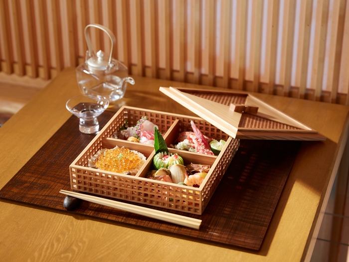 商品3 細目格子盛器