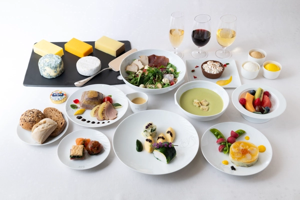 2025年春夏エールフランス 「シグネチャーシェフメニュー」を発表！ 監修は、銀座の三つ星レストラン「ロオジエ」  オリヴィエ・シェニョン シェフ