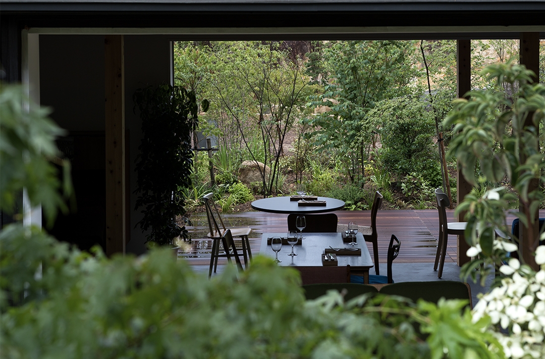 カフェ&ギャラリー カバノ Photo by Akinobu Kawabe