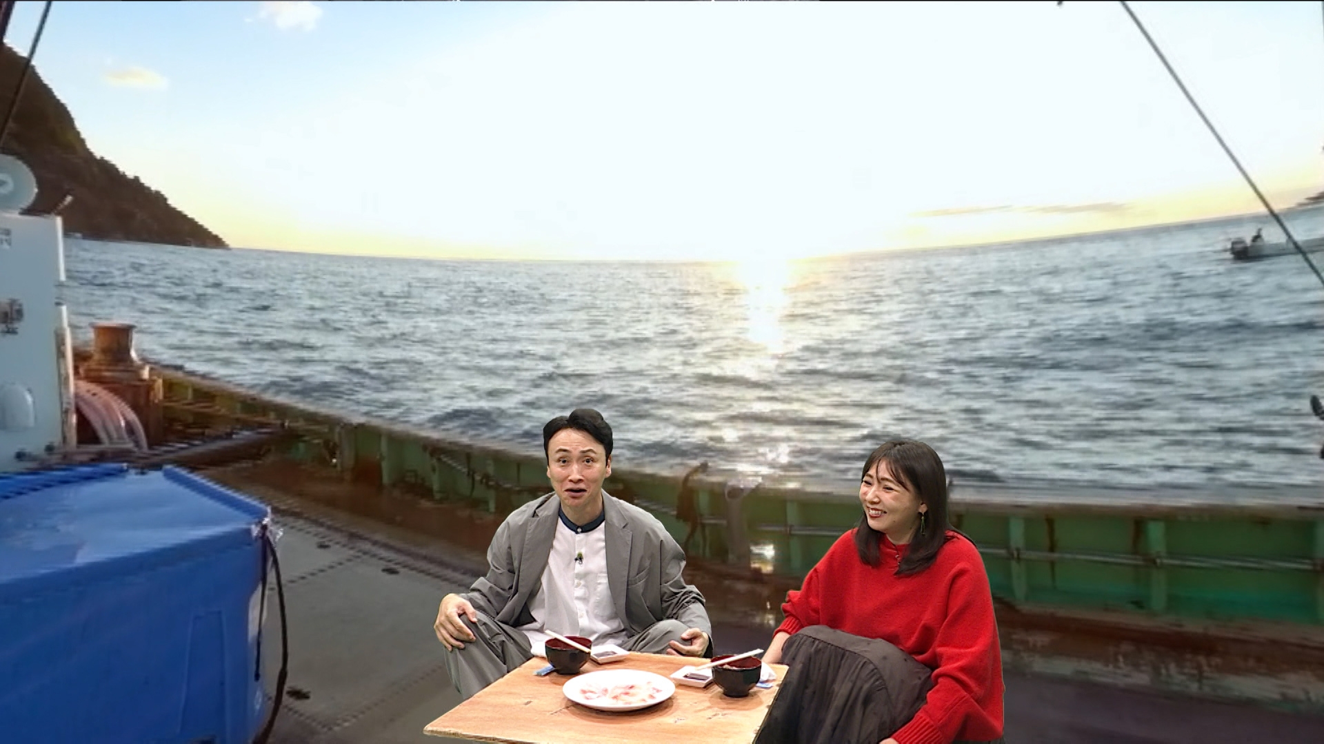 左から)児嶋一哉、野呂佳代