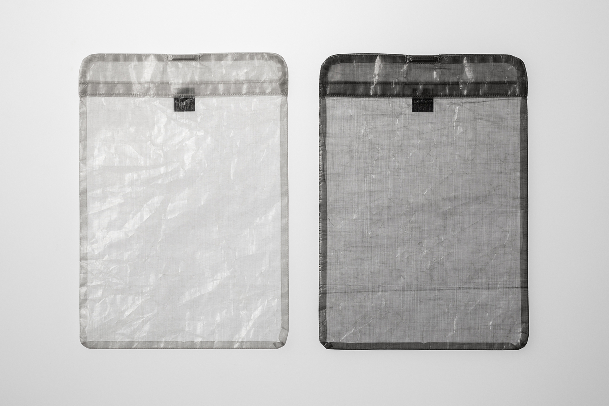 LWP003(左:White/右:Gray)