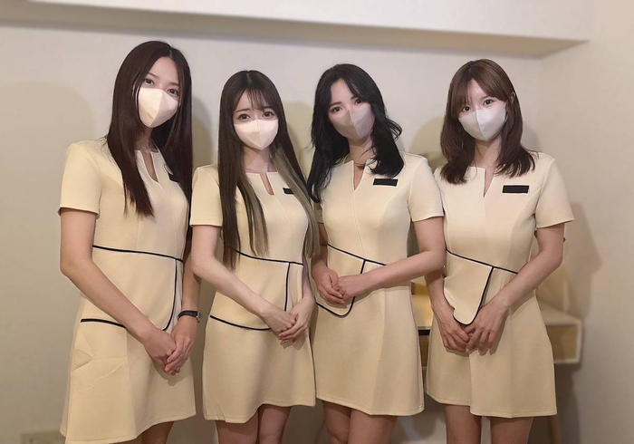 fl Notis六本木店 スタッフ集合