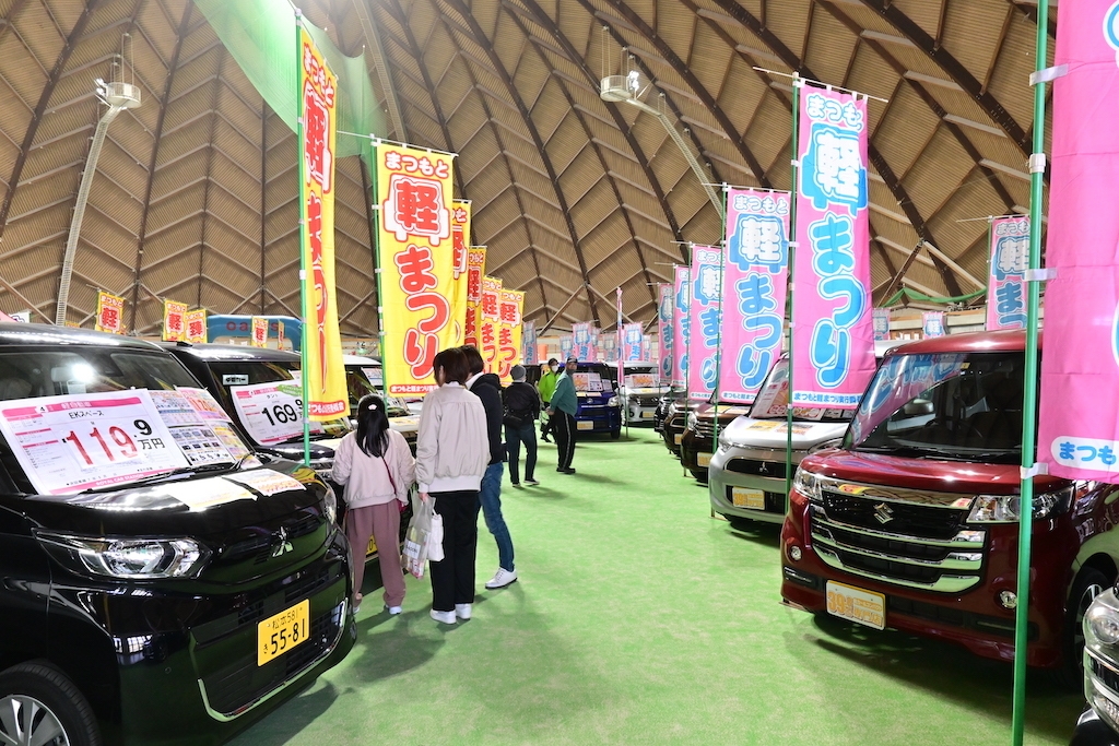 オールメーカーの軽未使用車・中古車を展示しております!(1)