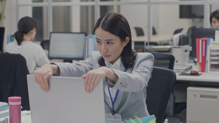 「デスクワーク/会議」篇