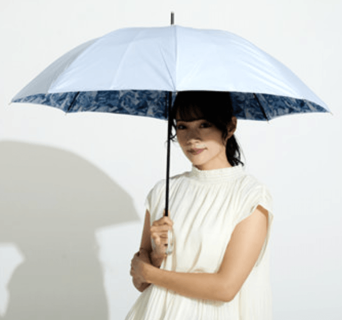 涼しげなデザイン