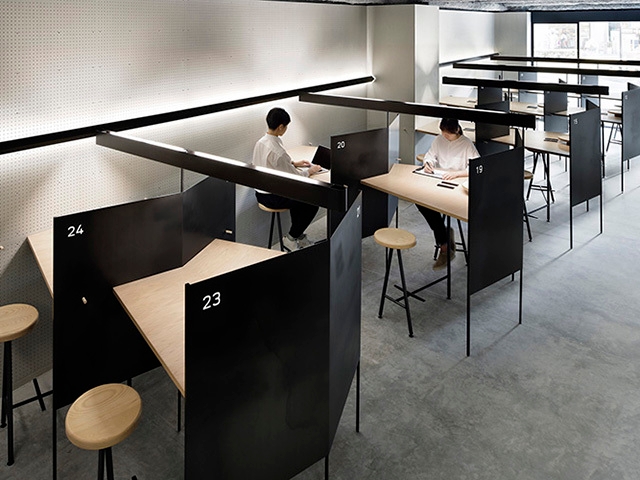 9 hours Kamata(芦沢啓治建築設計事務所)/Photo:Nacasa & Partners