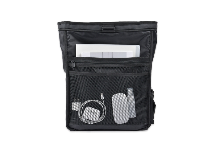 メイン オーガナイザーポケット