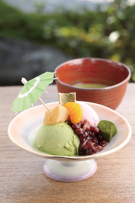 京都らしく可憐なeXcafeのパフェ