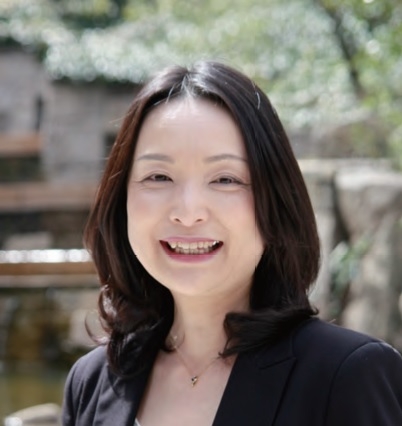 堀田敬子 さん