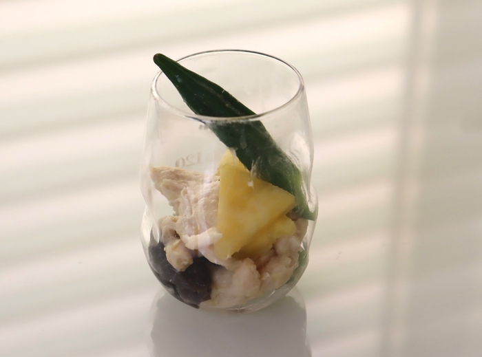 台湾パイナップルの塩和え