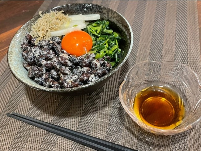 丹波黒豆納豆丼と特製だし(イメージ)
