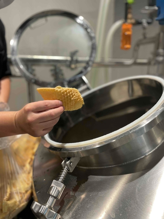 煮沸窯に入れられるたい焼き！