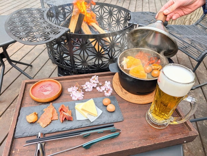 ◆いちご塩と桜チップでアルコールを嗜む大人燻製セット