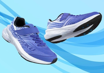 子どものための靴「瞬足」から 暑い夏も快適に、猛暑対策モデル登場　 通気性を3倍(当社比)に高めたメッシュアッパーを採用